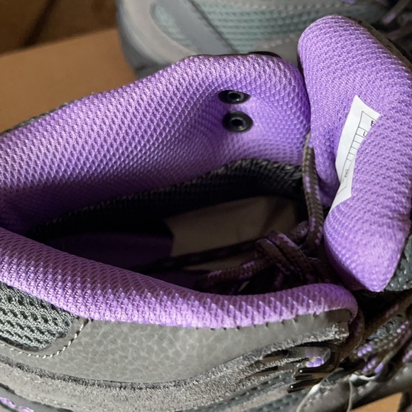 NEW Bearpaw woman’s size 9 boots - Picture 4 of 10